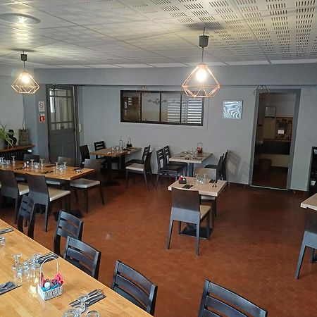 Auberge Des Platanes Villevocance Zewnętrze zdjęcie