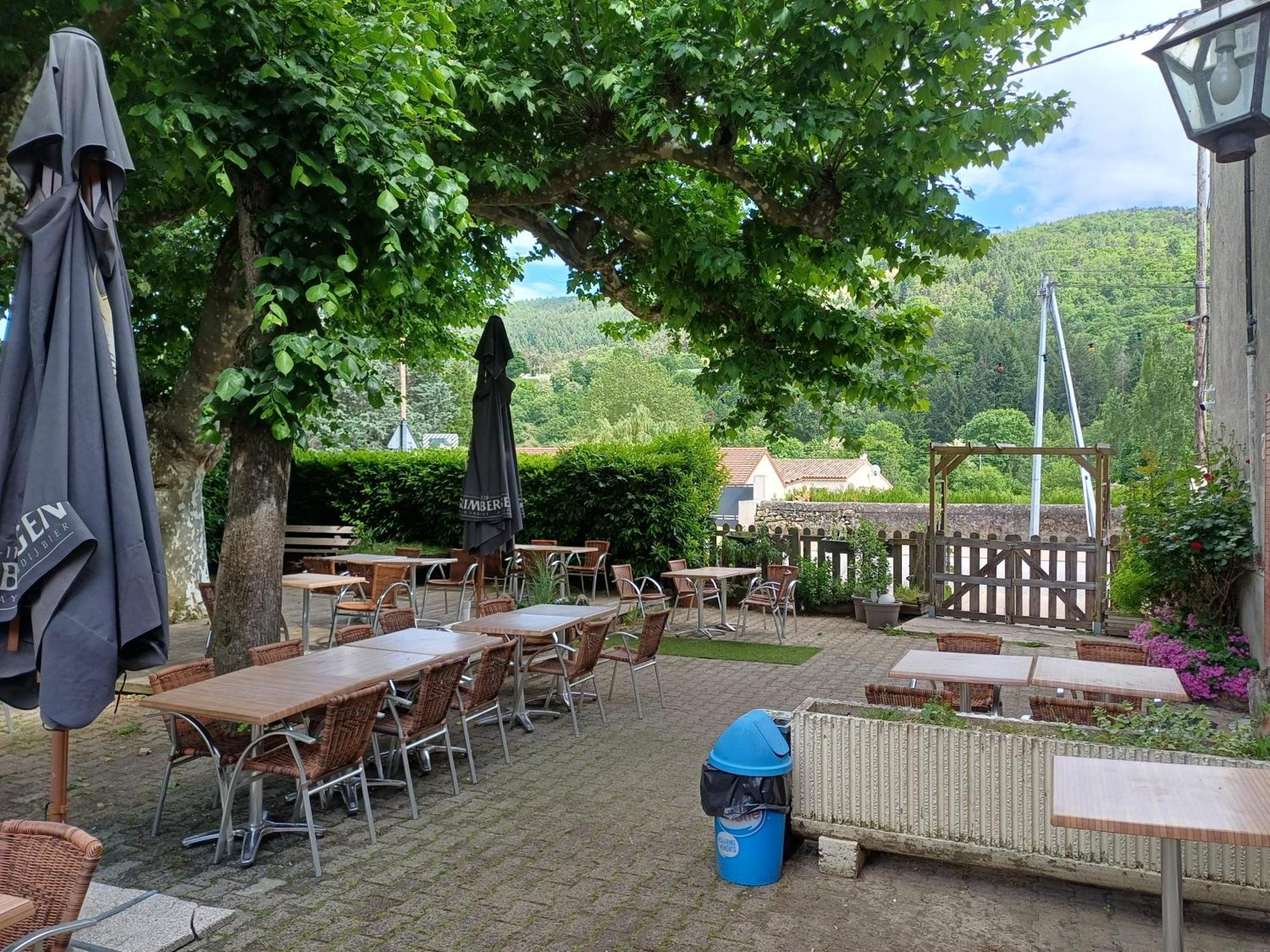 Auberge Des Platanes Villevocance Zewnętrze zdjęcie